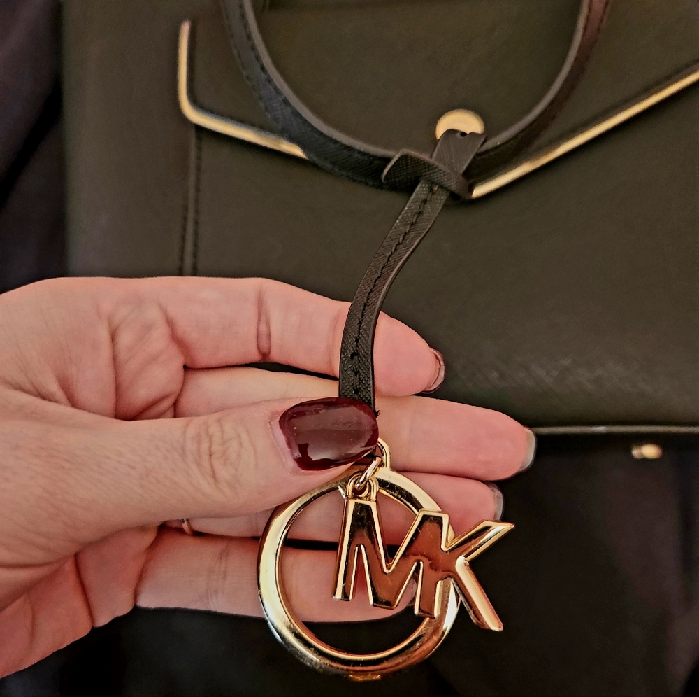 MK black purse
